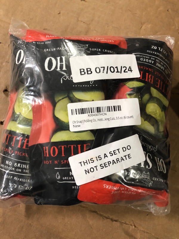 Photo 2 of *****BEST BY 7/1/24 NON REFUNDABLE****
Oh Snap! Fresh Pickle Hottie Bites 6 Pack 3.25 oz bags w/Exit 28 Bargains Sticker
