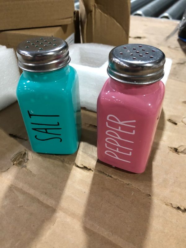 Photo 2 of ****BUNDLE PACK OF 2 NON REFUNDABLE***
2 Pack Salt and Pepper Shakers Set, Glass Salt Shaker with Stainless Steel Lid, Modern and Cute Farmhouse Salt and Pepper Set (Pink and Blue) blue, pink (medium)