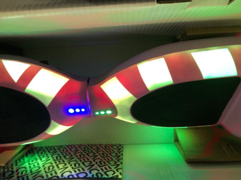 Photo 10 of ***MINOR DAMAGE*SCUFFS ON WHEELS*USED*POWERS ON***
Jetson All Terrain Light Up Self Balancing Hoverboard with Anti-Slip Grip Pads, for riders up to 220lbs Purple