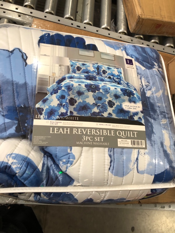 Photo 2 of Lush Decor Leah 3 Piece Floral Reversible Quilt Set, King, Navy & White Navy & White King Quilt Set