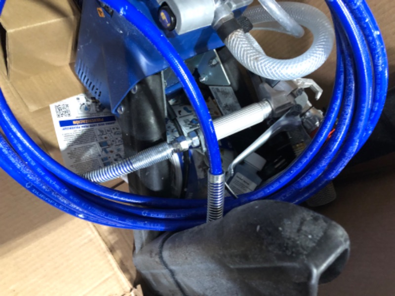 Photo 4 of **MINOR DAMAGE PREV USED-UNTESTED-UNKNOWN IF MISSING PIECES**
Graco Magnum 262800 X5 Stand Airless Paint Sprayer, Blue Magnum X5 Airless Paint Sprayer