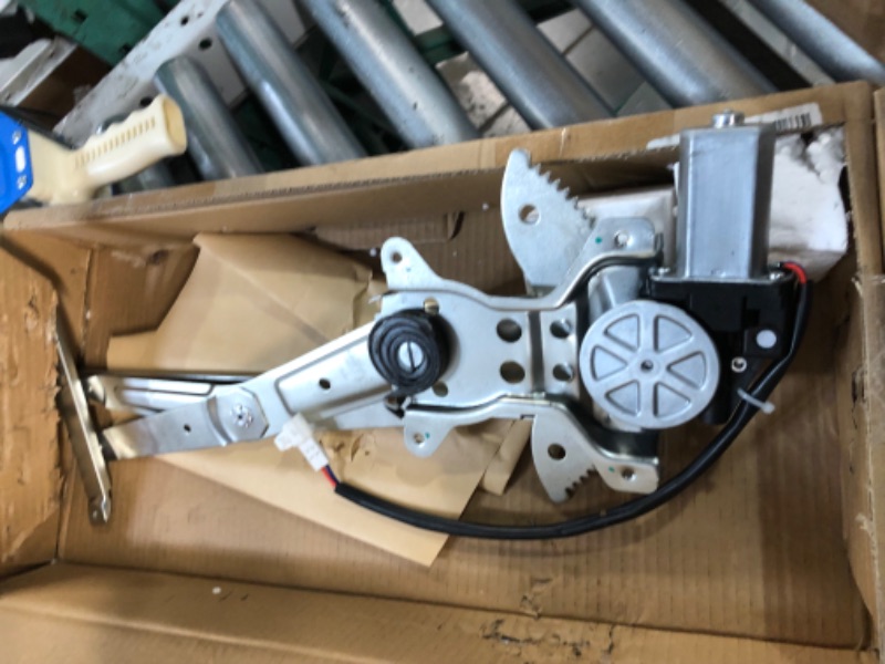 Photo 1 of A-Premium Eelectric Power Window Regulator with Motor Compatible with Toyota Corolla Sedan 1998-2002 Front Driver Side Front Driver (LH)LPNPMUO9116684
