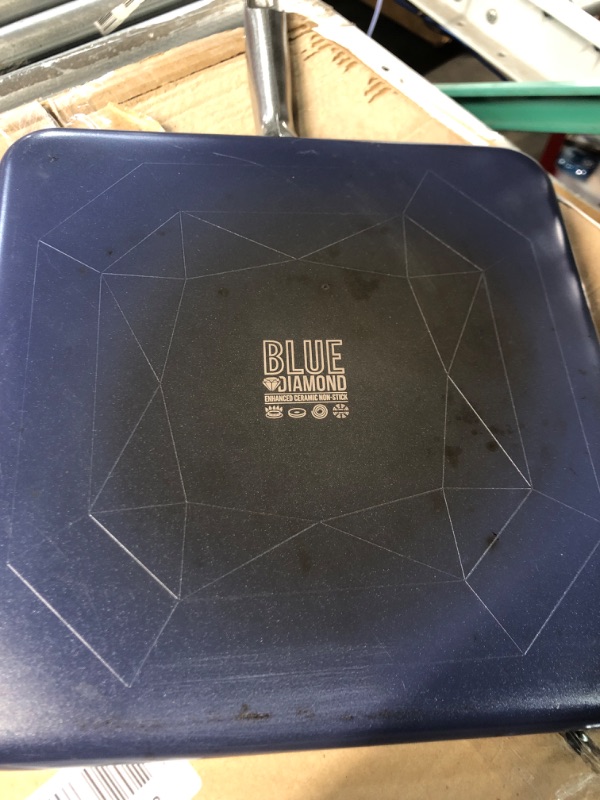 Photo 2 of ****READ NOTES****
Blue Diamond Cookware Diamond Infused Ceramic Nonstick, 11" Griddle Pan, Blue