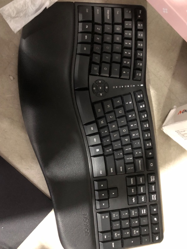 Photo 2 of **READ NOTES, MISSING PART**
MEETION Ergonomic Keyboard, Split Wireless Keyboard with Cushioned Wrist, Palm Rest, Curved, Natural Typing Full Size Rechargeable Keyboard with USB-C Adapter for PC/Computer/Laptop/Windows/Mac, Black Large Black