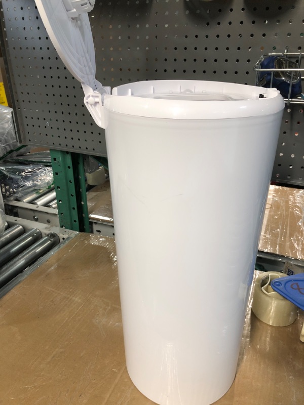 Photo 4 of *read notes* FOR PARTS 
PurePail Classic Diaper Pail — White — Best in Odor Control with No Added Fragrance — Larger Capacity Holds 20% More Diapers — Greener Solution Generates 34% Less Waste — Cost Effective — No Canisters