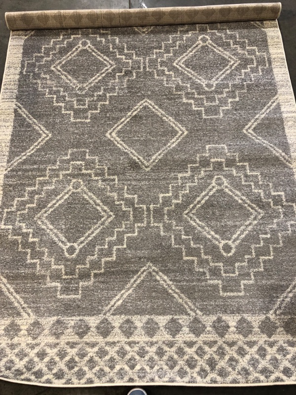 Photo 2 of (READ FULL POST) JONATHAN Y Amir Moroccan Beni Souk Gray/Cream 5 Ft. X 8 Ft. Area Rug
