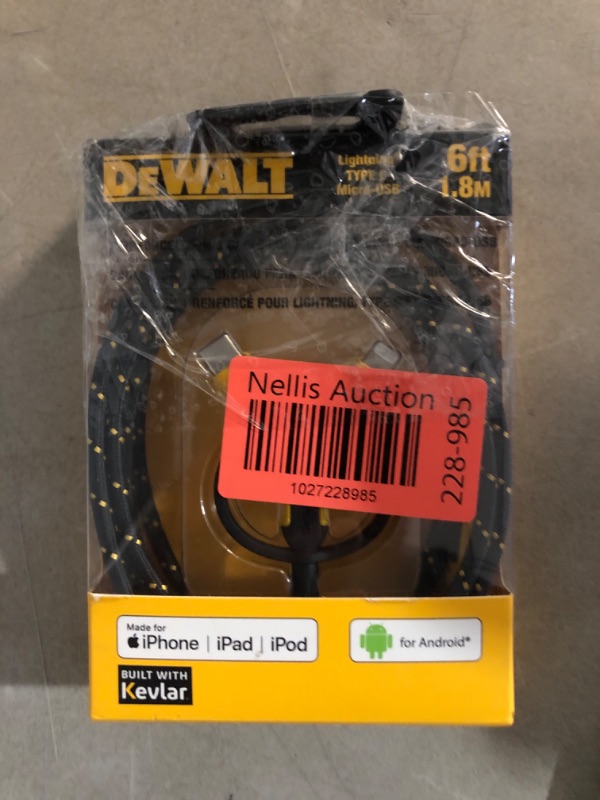 Photo 2 of DEWALT Reinforced 3-in-1 Combo Cable