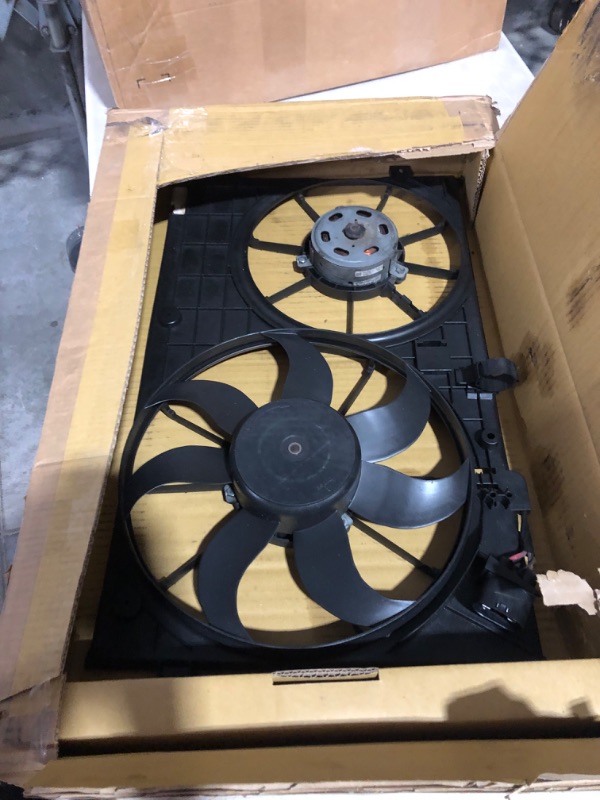 Photo 5 of ***NONREFUNDABLE - NOT FUNCTIONAL - FOR PARTS ONLY - SEE COMMENTS***
Dorman 620-843 Engine Cooling Fan Assembly for Select Audi / Volkswagen Models