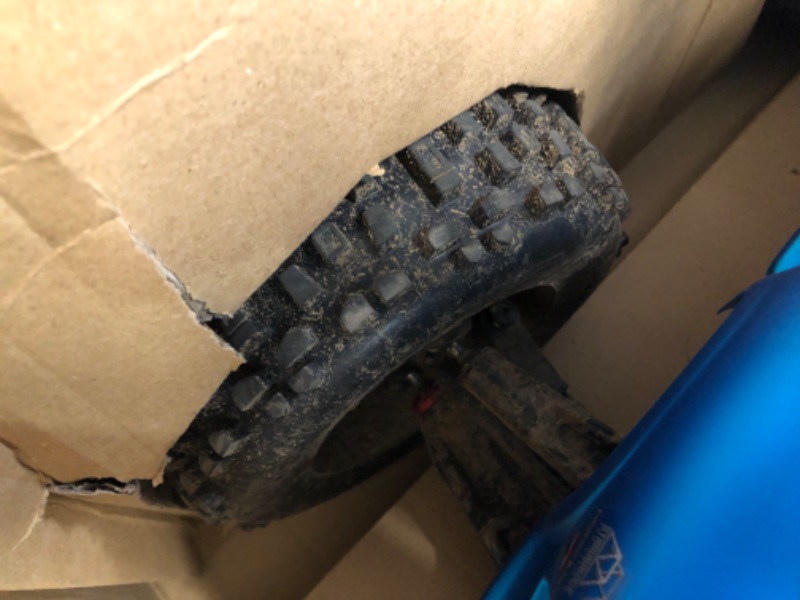 Photo 3 of (PARTS ONLY/ NO REFUNDS) 
ARRMA 1/8 Notorious 6S V5 4WD BLX Stunt RC Truck with Spektrum Firma RTR (Transmitter and Receiver Included, Batteries and Charger Required), Blue , ARA8611V5T1