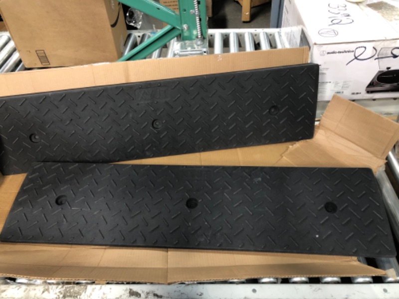 Photo 2 of (SEE NOTES) 2 Pack 2'' Rise Rubber Curb Ramp Heavy Duty Loading Rubber Curb Ramps 3 Tons Driveway Ramp Car Slope Ramp for Loading Dock Bike Vehicle Warehouse Sidewalk Wheelchair… (2" H)