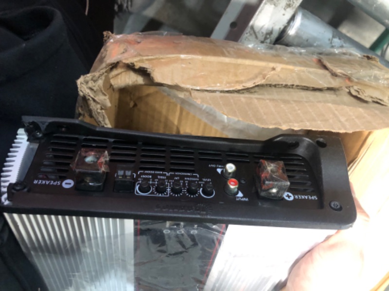 Photo 3 of ***NONREFUNDABLE - MAJOR DAMAGE - NOT FUNCTIONAL - FOR PARTS ONLY - SEE COMMENTS***
Taramps Bass 30k 30000 Watts Rms Car Audio Amplifier 1 Ohm