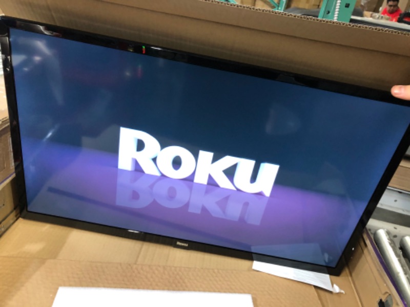 Photo 3 of Roku 32" Select Series 720p HD Smart RokuTV with Remote,