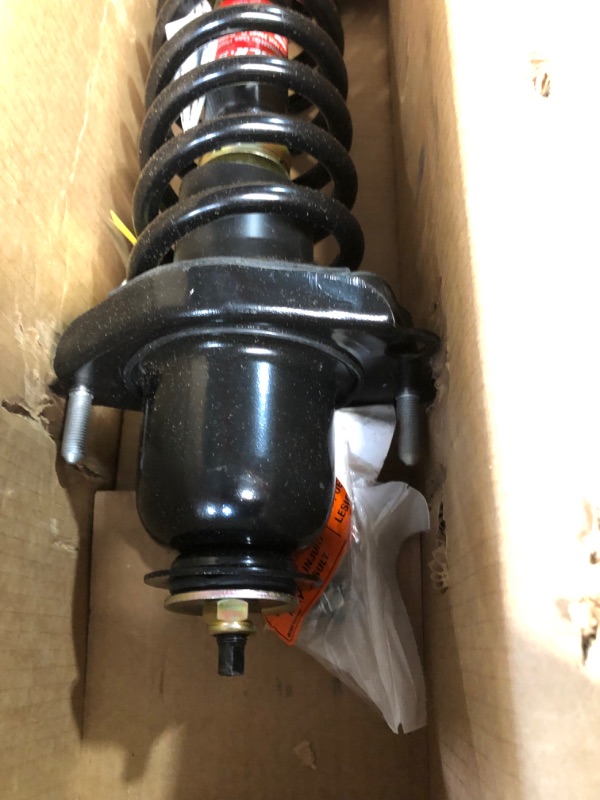 Photo 1 of Monroe Quick-Strut 172991R Suspension Strut and Coil Spring Assembly for Toyota Corolla