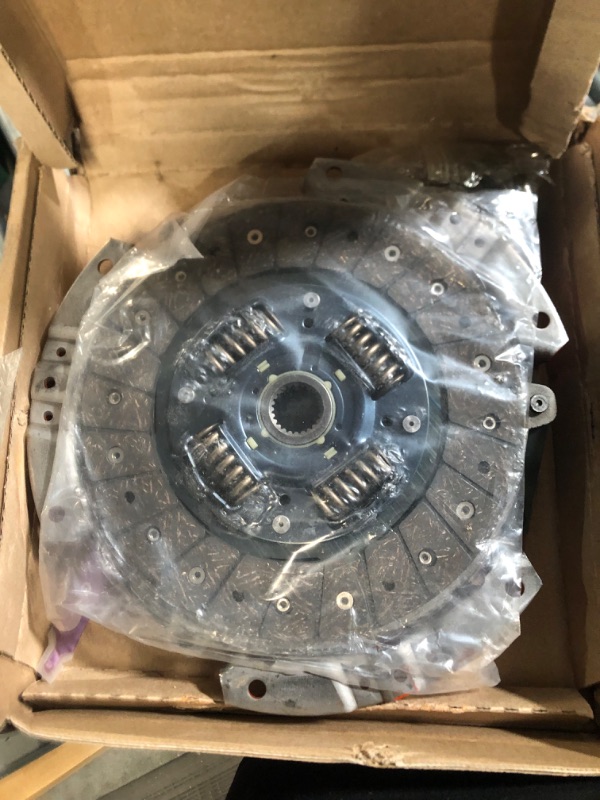 Photo 1 of **SEE NOTES**
Clutch Kit and Bearing Sleeve