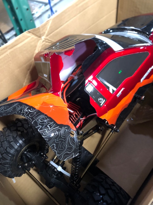 Photo 4 of **damaged**Redcat Racing Everest-10 Electric Rock Crawler with Waterproof Electronics, 2.4Ghz Radio Control (1/10 Scale), Red/Black