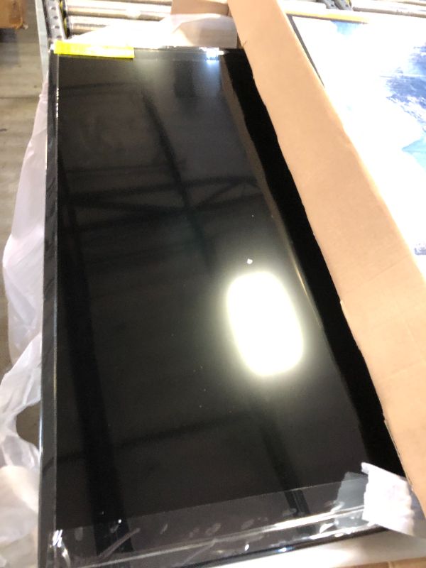 Photo 1 of SAMSUNG 40-inch Class LED Smart FHD TV 1080P (UN40N5200AFXZA, 2019 Model)