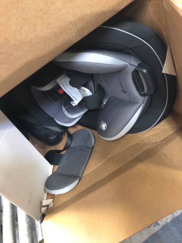 Photo 2 of Safety 1st Grow and Go Extend 'n Ride LX Convertible Car Seat, with ComfortPlus Footrest Providing Up to 7 Inches of Additional Leg Room in -Rear-Facing Mode, Mine Shaft Mineshaft Extend 'n Ride
