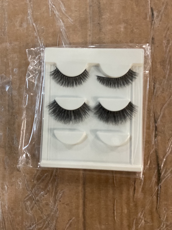Photo 1 of SUSIKEKI 2 Pairs 3D Natural False Eyelashes (Eyelashes only)
