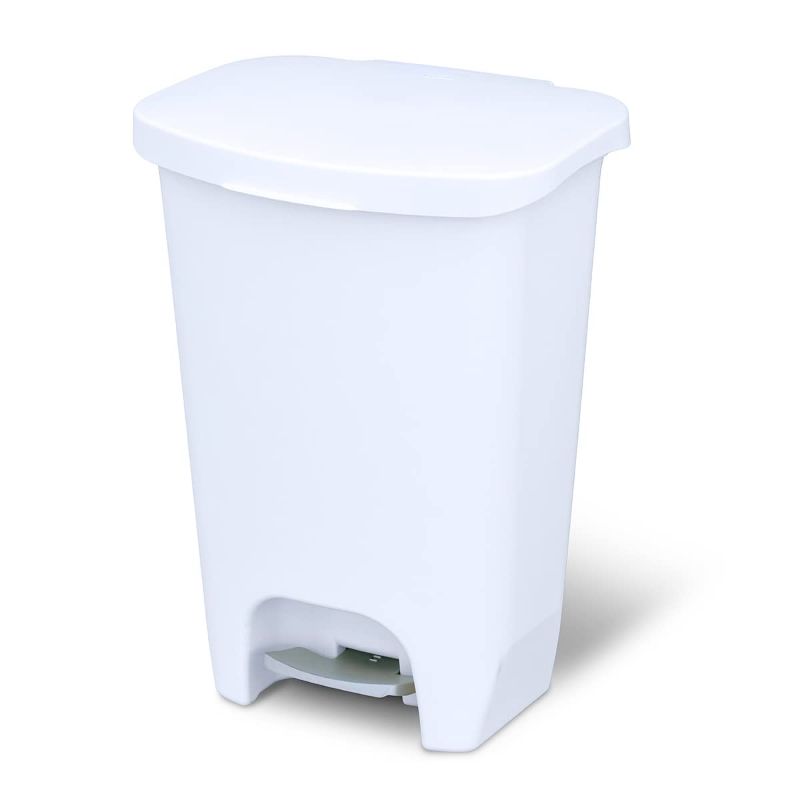 Photo 1 of Glad 13 Gallon Trash Can | Plastic Kitchen Waste Bin with Odor Protection of Lid | Hands Free with Step On Foot Pedal and Garbage Bag Rings, 13 Gallon, White
