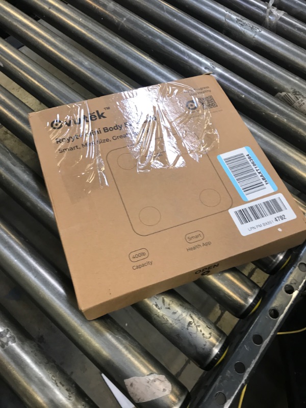 Photo 1 of Smart Scale for Body Weight, Bathroom Digital Weighing Machine for Fat BMI Muscle, Accurate Electronic Body Composition Monitors for People's Health with Smartphone App, Compact Size, 400lb White