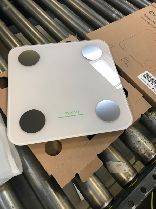 Photo 1 of Smart Scale for Body Weight, Bathroom Digital Weighing Machine for Fat BMI Muscle, Accurate Electronic Body Composition Monitors for People's Health with Smartphone App, Compact Size, 400lb White