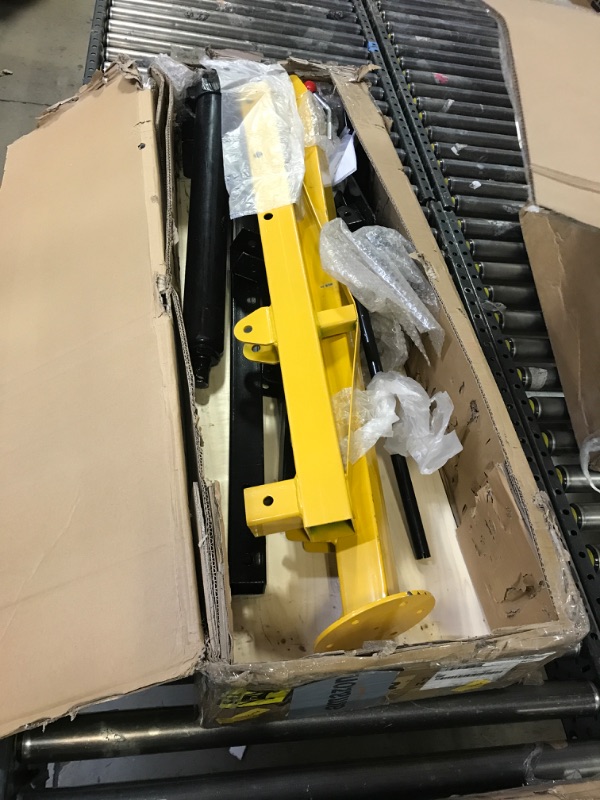 Photo 1 of VEVOR Hydraulic Pickup Truck Crane, 1000 lbs Capacity, 360° Swivel, Hitch Mounted Crane with Three Boom Capacities of 500 lbs, 750 lbs & 1000 lbs, for Lifting Goods in Construction, Forestry, Factory