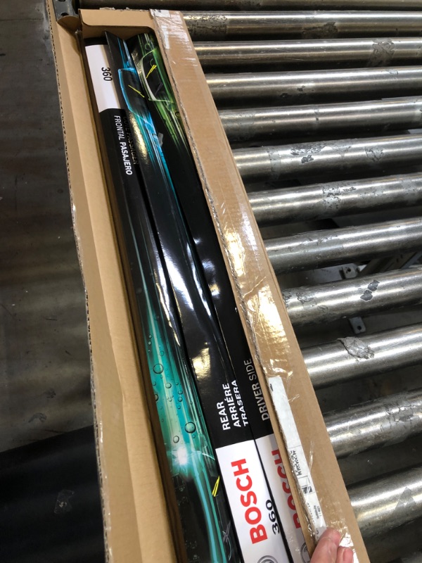 Photo 3 of BOSCH 360 Complete Vehicle Wiper Blade Kit - Includes Front Beam Blades (Pair) + Rear Wiper Blade (1) - 26"/20"/12" (B36006) Front (26" & 20") + Rear (12") 360 Combo Pack (Front + Rear)