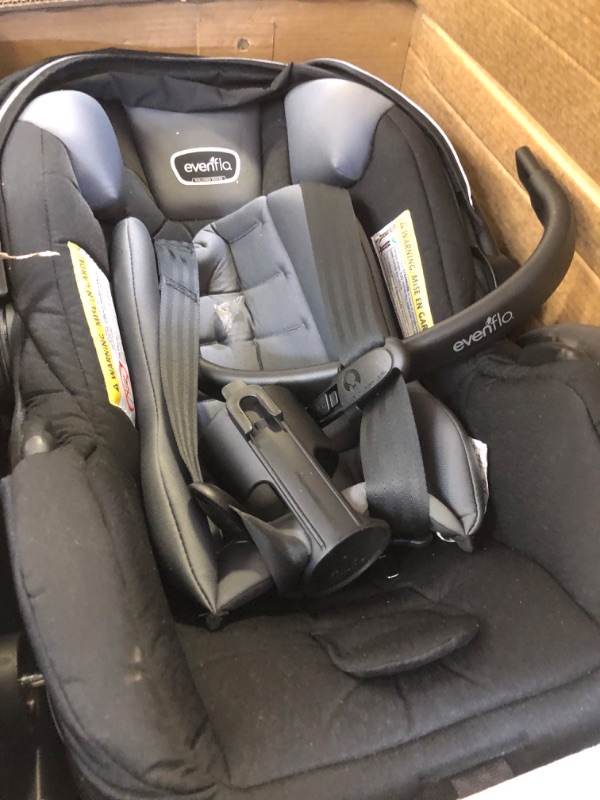 Photo 1 of Evenflo Pivot Xpand Modular Travel System with LiteMax Infant Car Seat with Anti-Rebound Bar (Ayrshire Black)