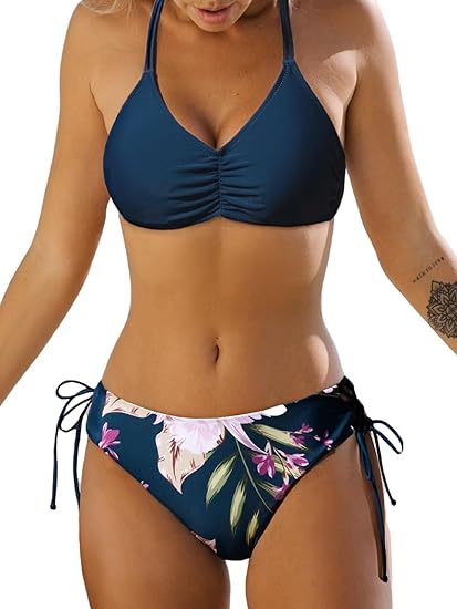 Photo 1 of CUPSHE Women's 2 Piece Bikini Set Back Braided Straps with Reversible Bottom- size large
