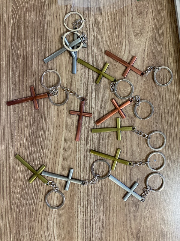 Photo 2 of Juvale 12 Pack Cross Keychains, Religious Jesus Key Rings Bulk for Christian Gifts, Party Favors, Car Keys (3 Colors, Metal, 4.75 x 1.3 In)
