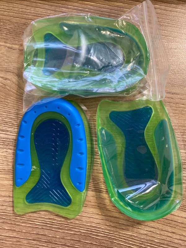 Photo 2 of Kids Heel Cups for Heel Pain Sport Shock Absorbing Lightweight Gel Heel Inserts for Kid's with Sensitive Heels, Heel Spurs, Plantar Fasciitis, or Ankle Pain (2 Pairs Kid's Size 3-7 / Women 4-8)
