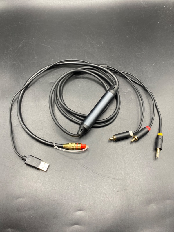Photo 1 of Digital optical cable to RCA analog audio converter, Optical to 2 RCA and 3.5mm Digital to Analog Converter for TV/PS4/Xbox/DVD SPDIF / TOSLINK / Optical Port to Sound Box Amplifier Headset 
