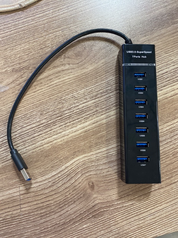 Photo 2 of USB Hub 3.0, VIENON 7-Port USB Data Hub Splitter for Laptop, PC, MacBook, Mac Pro, Mac Mini, iMac, Surface Pro and More USB Devices
