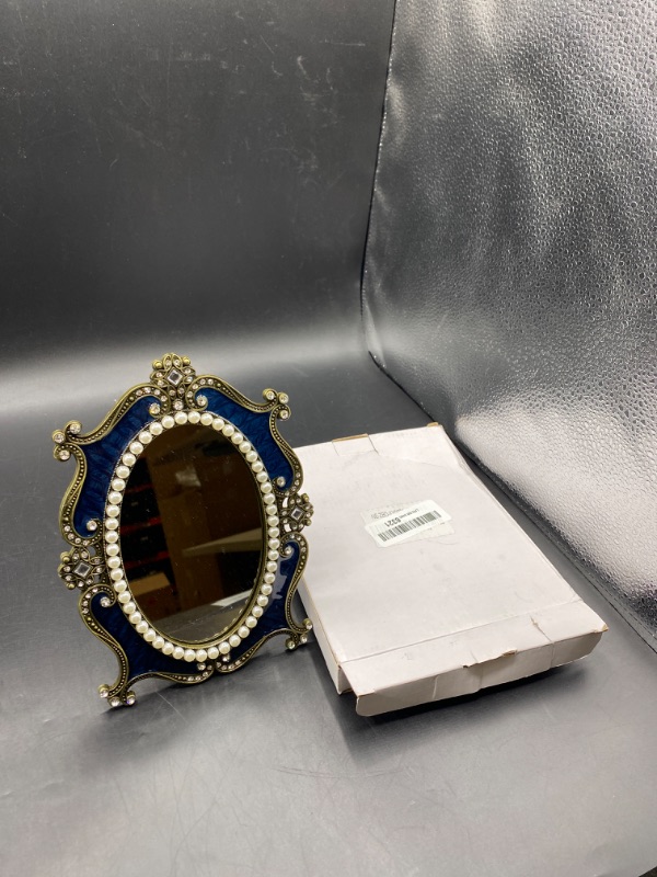 Photo 2 of (9.4 * 7.1in, 12.6 * 10.6in) Vintage Oval Vanity Mirror, Cosmetic Mirror with Stand, Pearl Floral Frame Metal Vanity Mirror (Color : Blue, Size : 32 * 27cm/12.6 * 10.6in)
