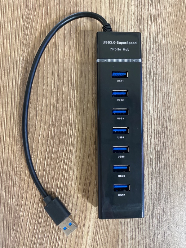 Photo 2 of USB Hub 3.0, VIENON 7-Port USB Data Hub Splitter for Laptop, PC, MacBook, Mac Pro, Mac Mini, iMac, Surface Pro and More USB Devices
