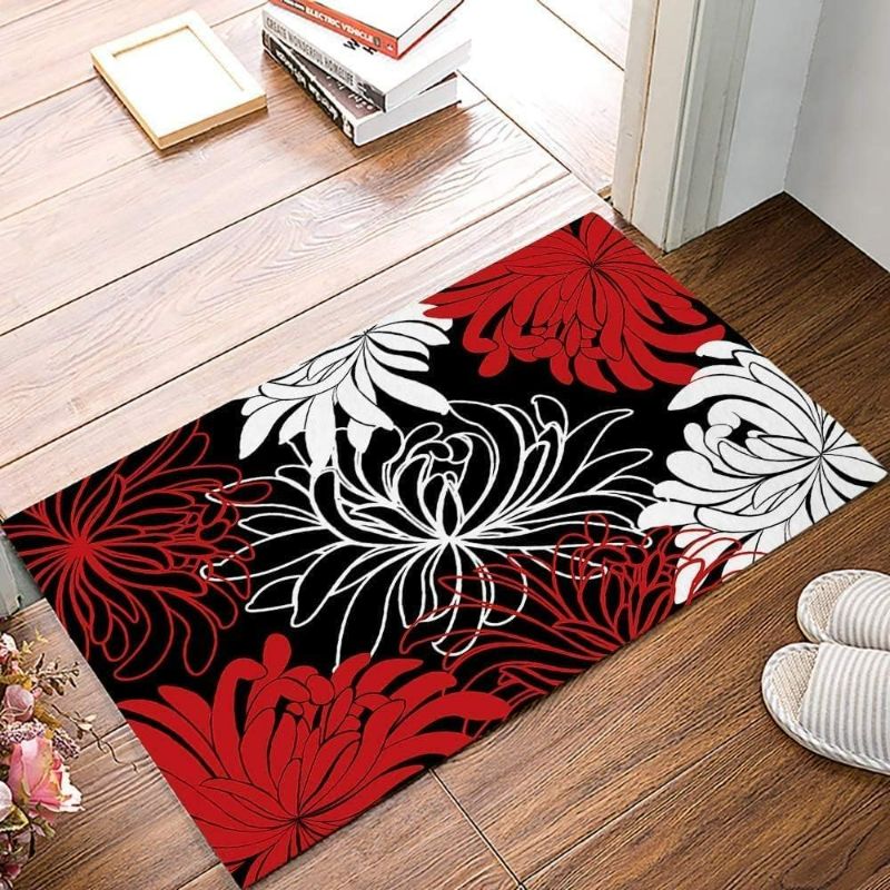 Photo 1 of Daisy Floral Printed, Red Black and White Indoor Outdoor Non-Slip Rubber Welcome Mats Floor Rug Home Decor for Kitchen Bathroom 18x30 in
