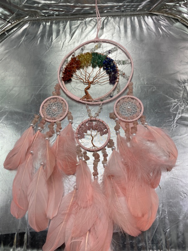 Photo 1 of 7 Chakras Dream Catchers Tree of Life Large Dream Catcher Pink Feather Wall Decor with Rainbow Healing Crystal Stone Wall Art Hanging Ornaments for Bedroom Home Decor Blessing Gift Wedding -4 Rings
