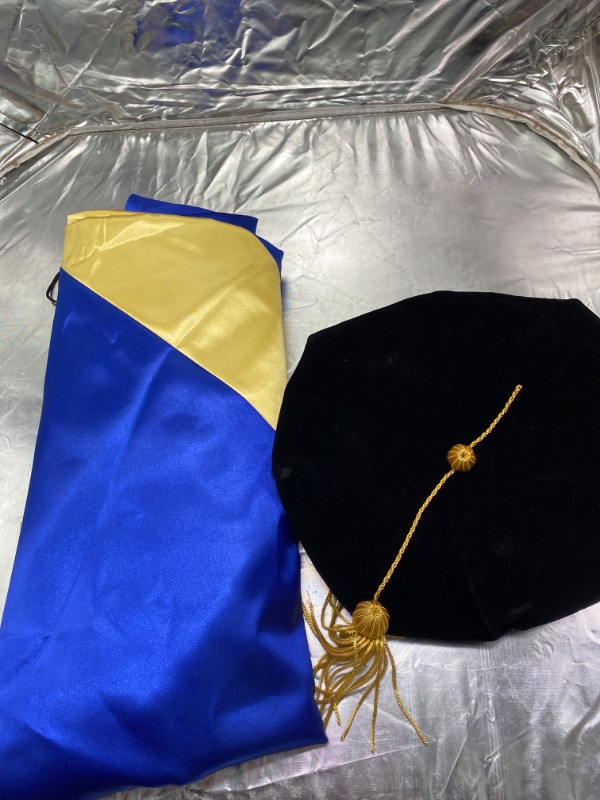 Photo 2 of Master Graduation Hood Deluxe Unisex with cap 
