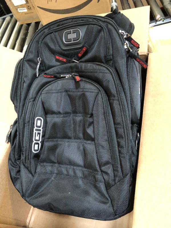 Photo 4 of OGIO Gambit 17 Day Pack, Large, Black Black Large