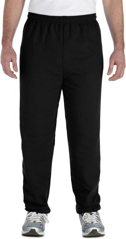 Photo 1 of GILDAN HEAVY BLEND SWEATPANTS
MED

