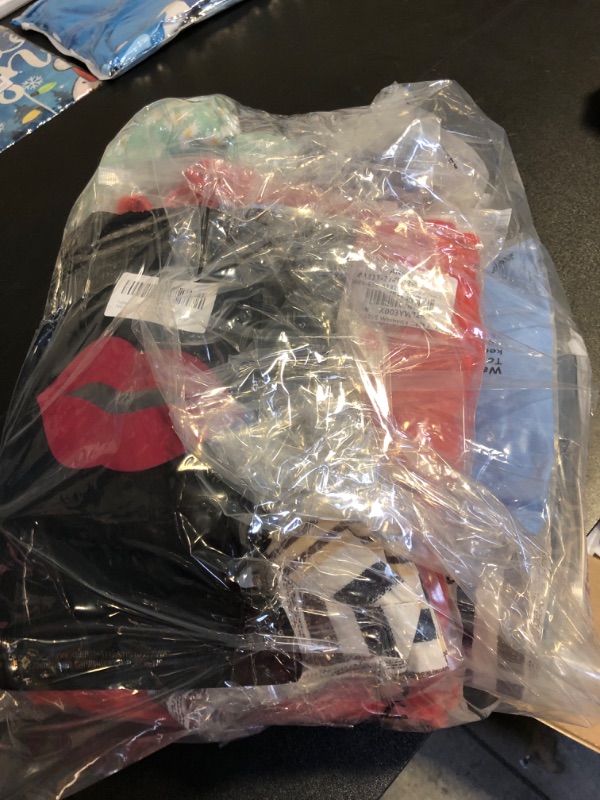 Photo 3 of FINAL SALE -BAG LOT - CLOTHING