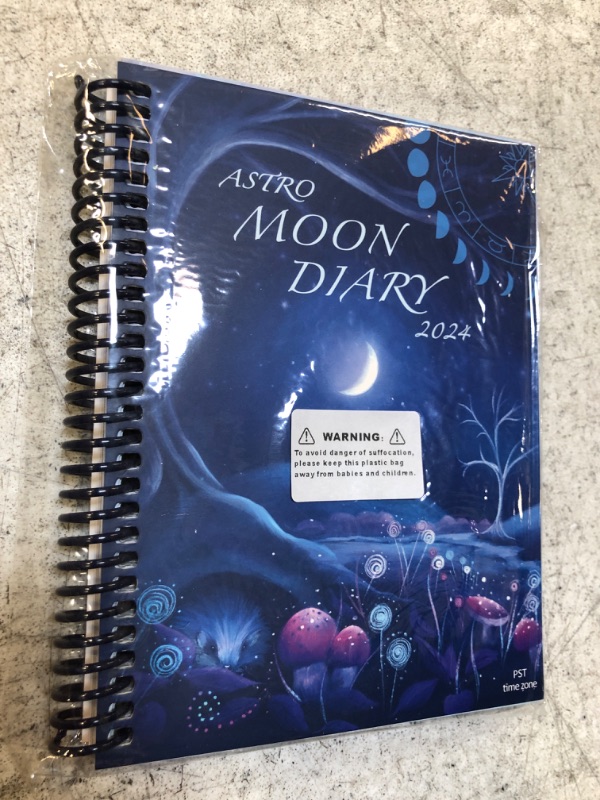 Photo 2 of MOON DIARY 2024 Datebook Calendar Personal Organiser (PST - Pacific Time)