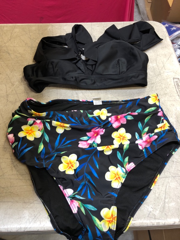 Photo 1 of Eomenie womens swimwear size m 