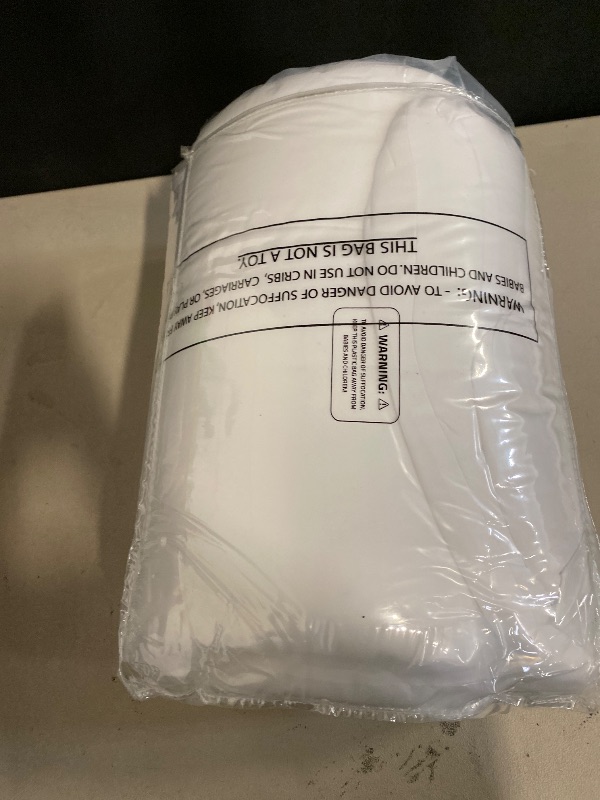 Photo 1 of Ultra Soft Full Size Mattress Topper - Cloud-Like Mattress Pad for Back Pain Relief - Breathable Cooling Material for Hot Sleepers