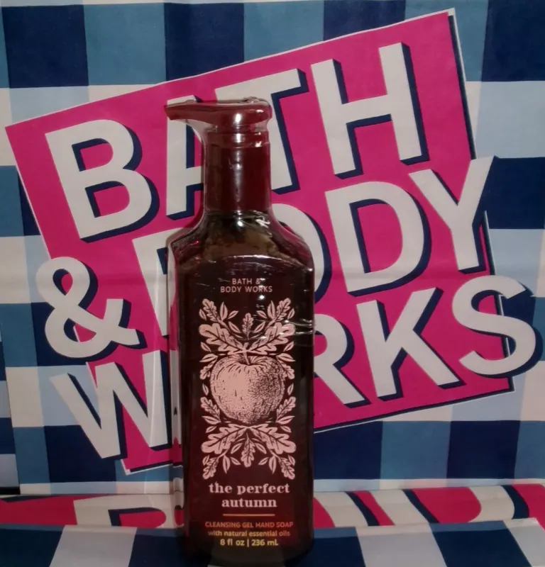 Photo 1 of Bath & Body Works THE PERFECT AUTUMN Cleansing Gel Hand Soap NEW