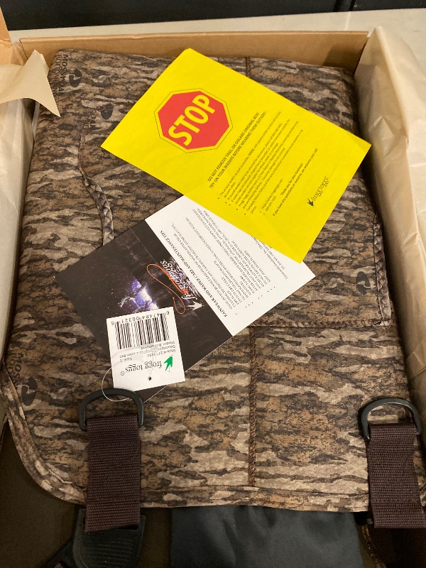 Photo 1 of Size 9 FROGG TOGGS Amphib Neoprene Bootfoot Camo Chest Wader