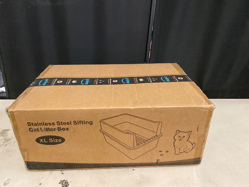 Photo 1 of FURTIME Stainless Steel Litter Box with Lid, XL Metal Cat Litter Box for Big Cats, Extra Large Box High Sided, Non-Sticky, Easy to Clean, Anti-Urine Leakage, Include Metal Litter Scoop