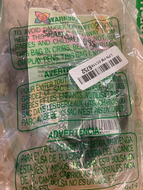 Photo 1 of Gardenera Premium Natural Spanish Moss | Natural Preserved - Great Ground Cover - Filler for Potted Plants - 2 Quart Bag (GRD-SPANISH-MOSS-2QT)