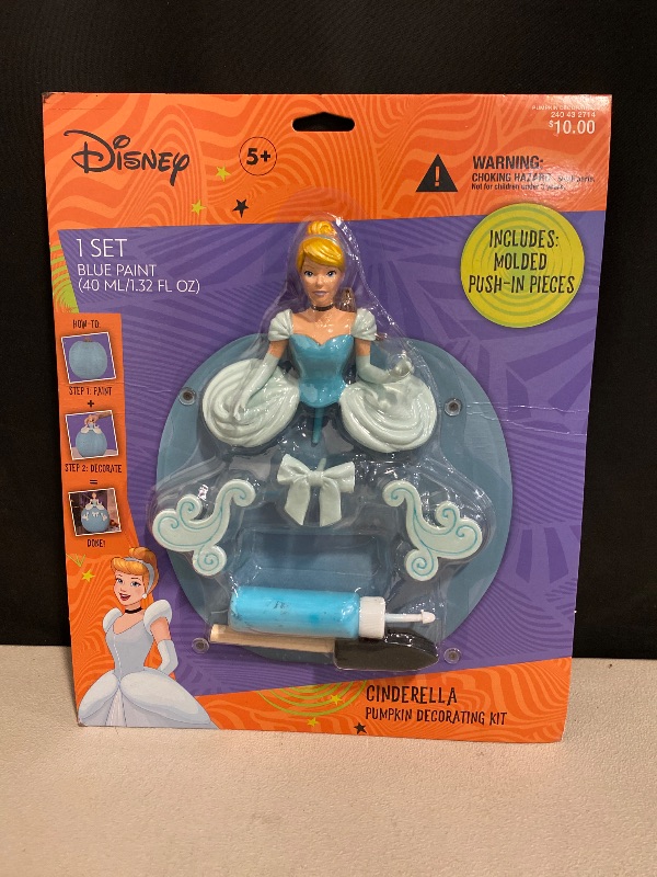 Photo 1 of Cinderella Pumpkin Decorating Kit Mess Free