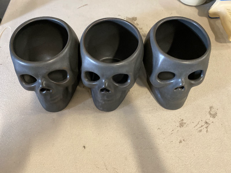Photo 1 of 3pack Skull Candel Holder 